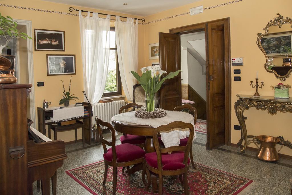 B&B Casa Carla Pinerolo Eksteriør billede