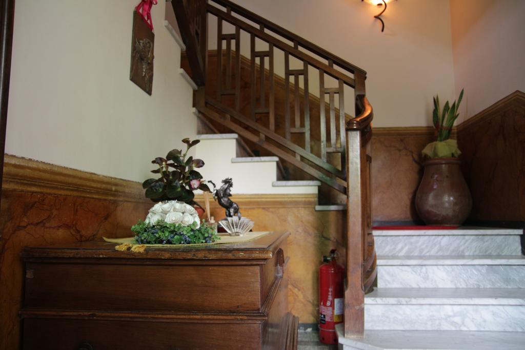 B&B Casa Carla Pinerolo Eksteriør billede
